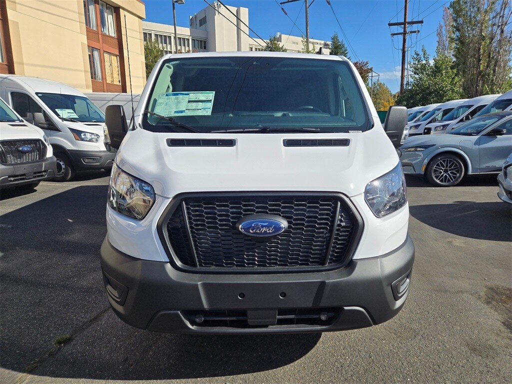 2025 Ford Transit photo 2