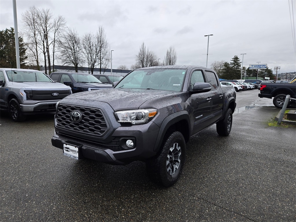 2021 Toyota Tacoma TRD Off Road's photo