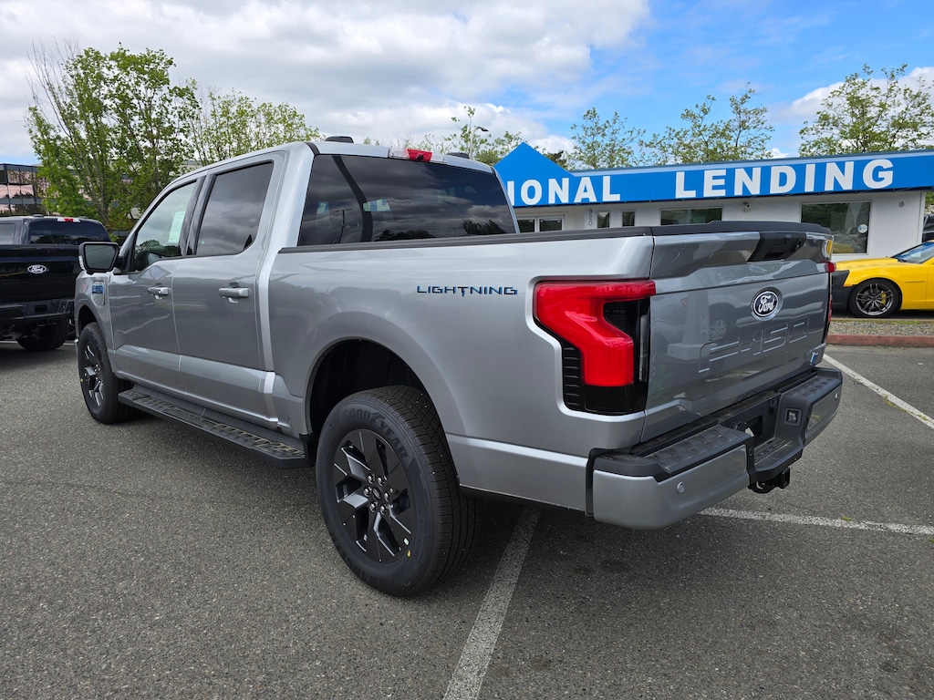 New 2025 Ford F-150 Lightning Flash PU