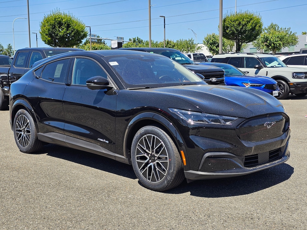 New 2026 Ford Mustang Mach-E Premium UT