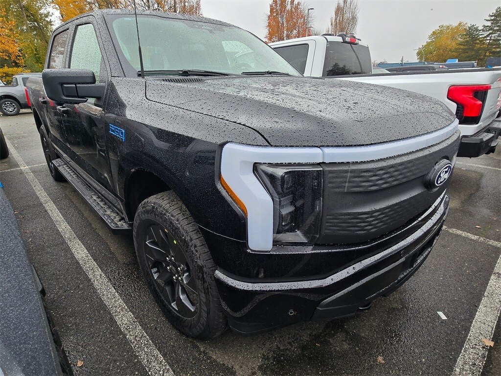 New 2025 Ford F-150 Lightning Flash TRUCK