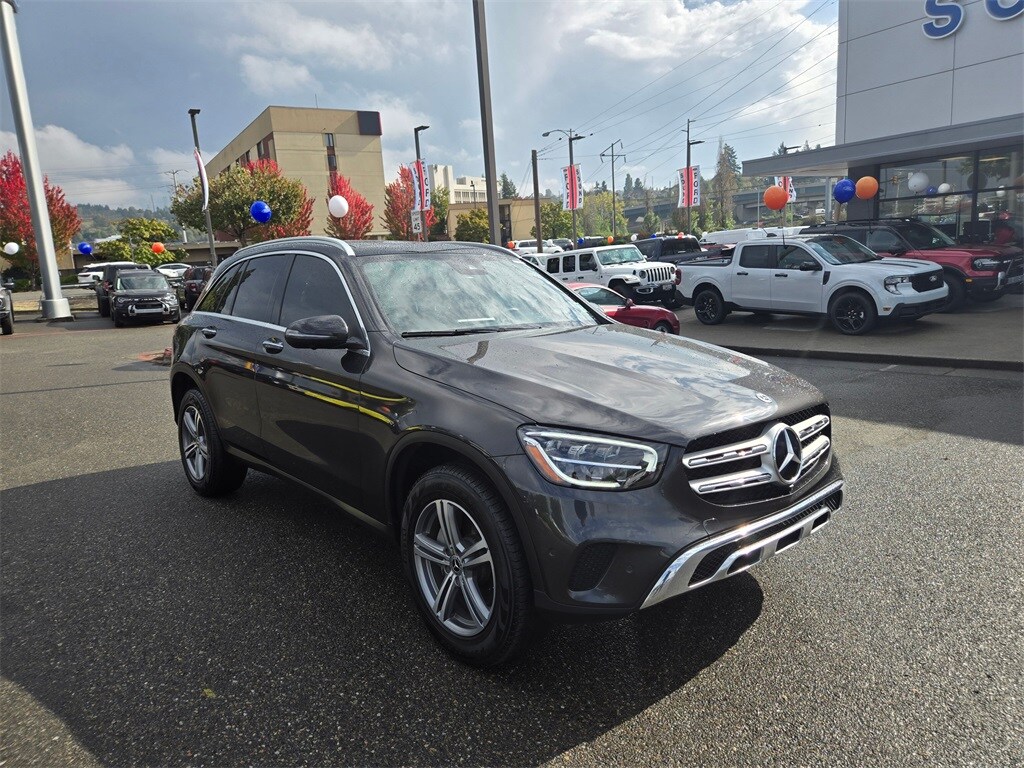 2022 Mercedes Benz GLC 300 4MATIC photo 3