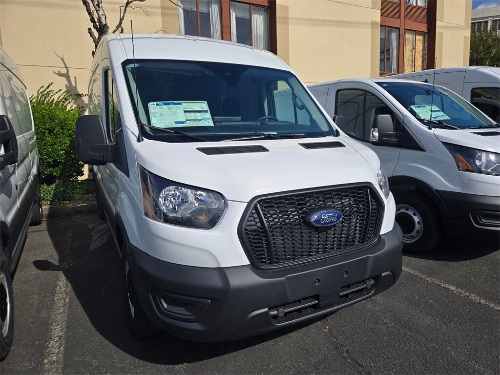 2025 Ford Transit photo 2