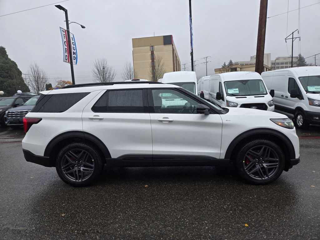 New 2026 Ford Explorer ST-Line SUV