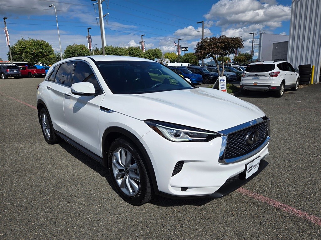 2022 Infiniti QX50 PURE photo 3