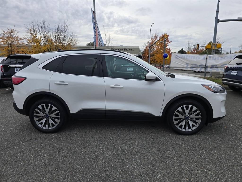 Used 2022 Ford Escape Titanium SUV