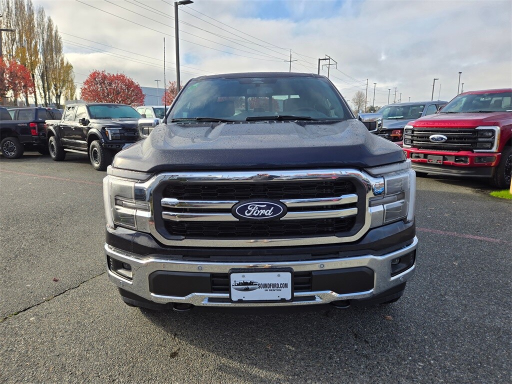 2025 Ford F-150 Lariat photo 2