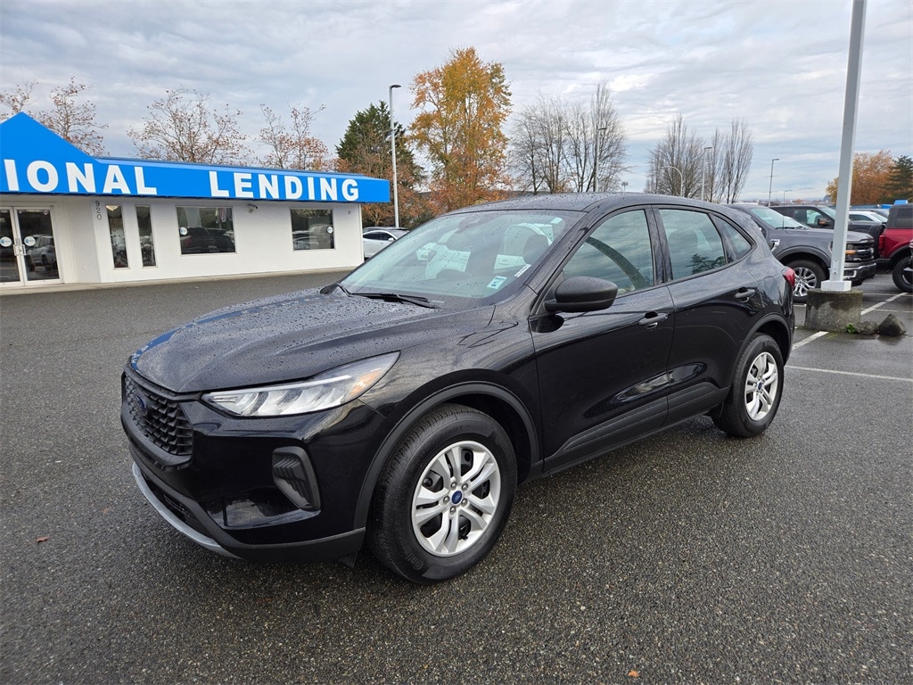 2023 Ford Escape Base's photo