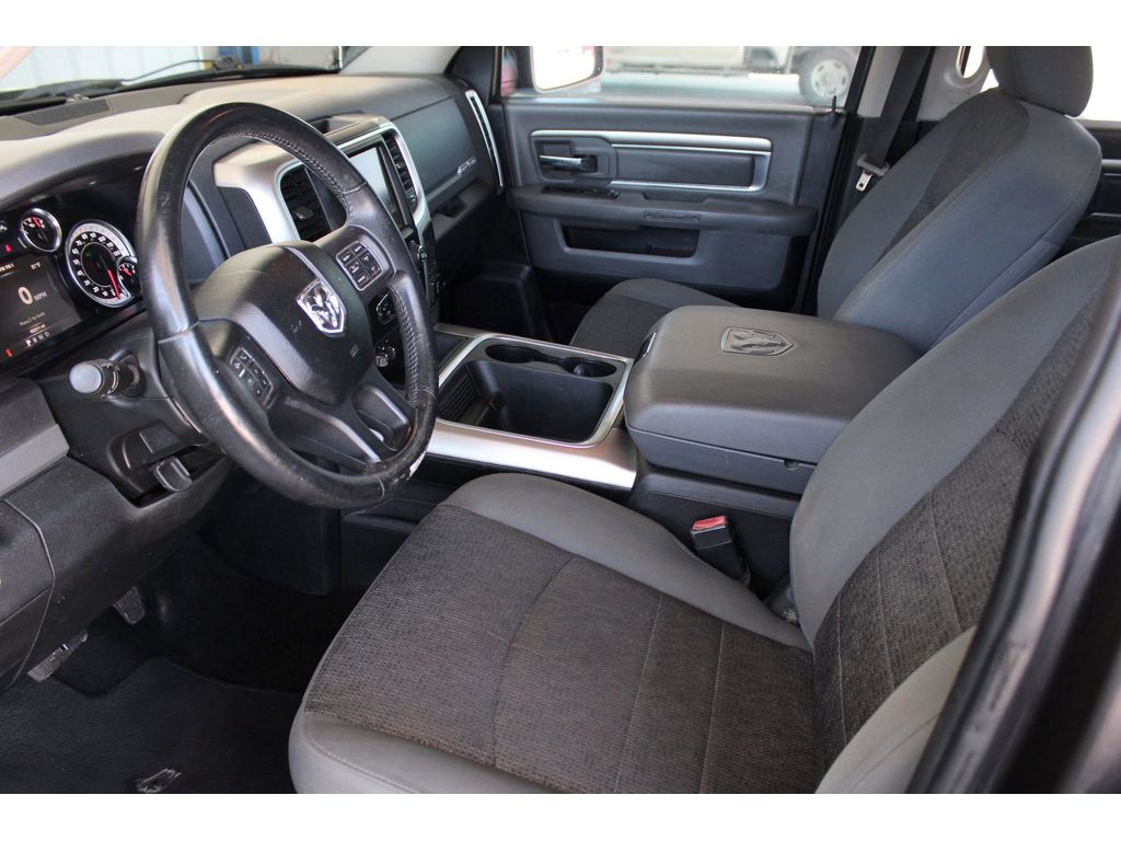 2017 Ram 1500 Lone Star photo 4