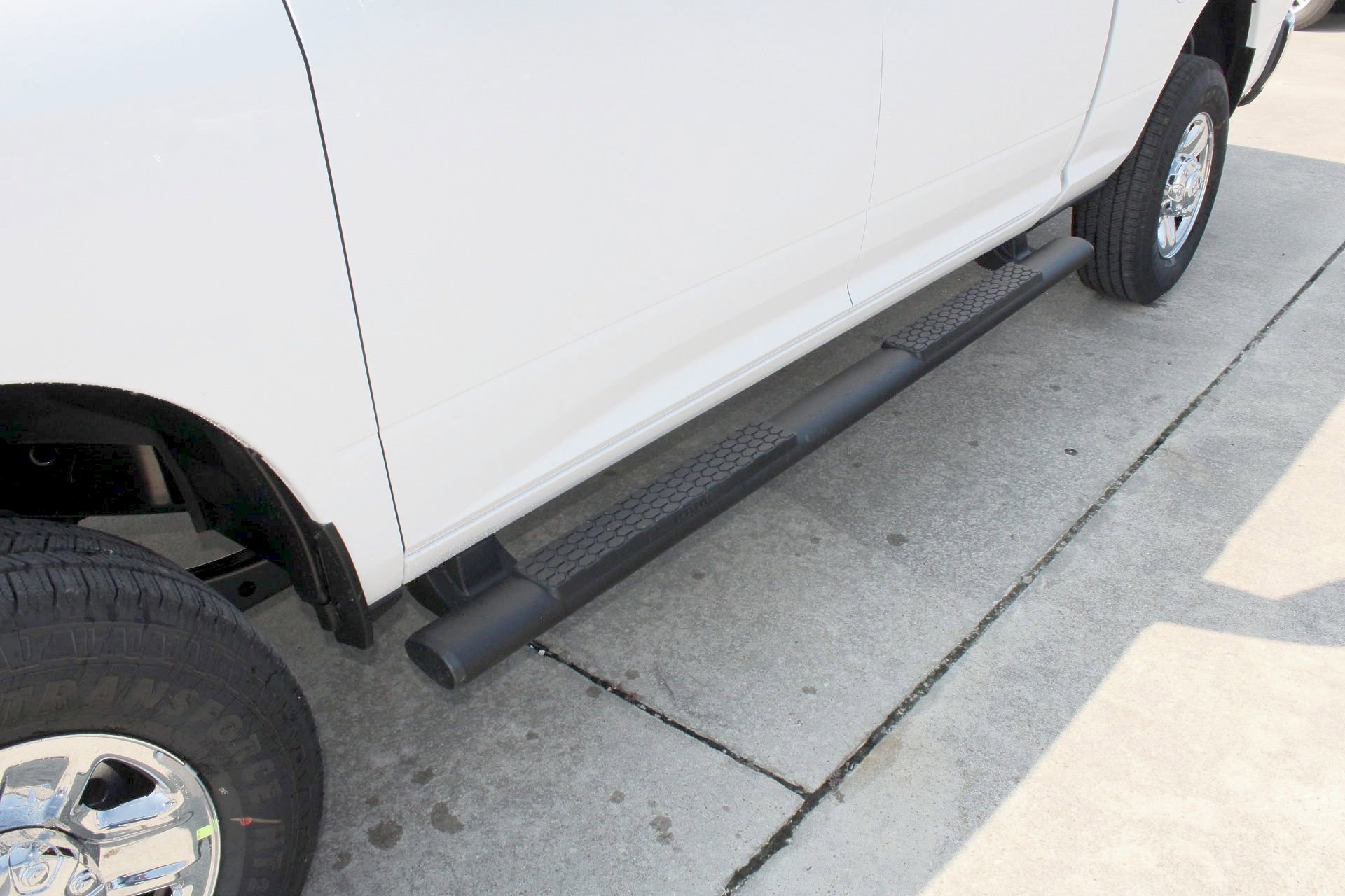 2026 Ram 2500 Tradesman photo 2