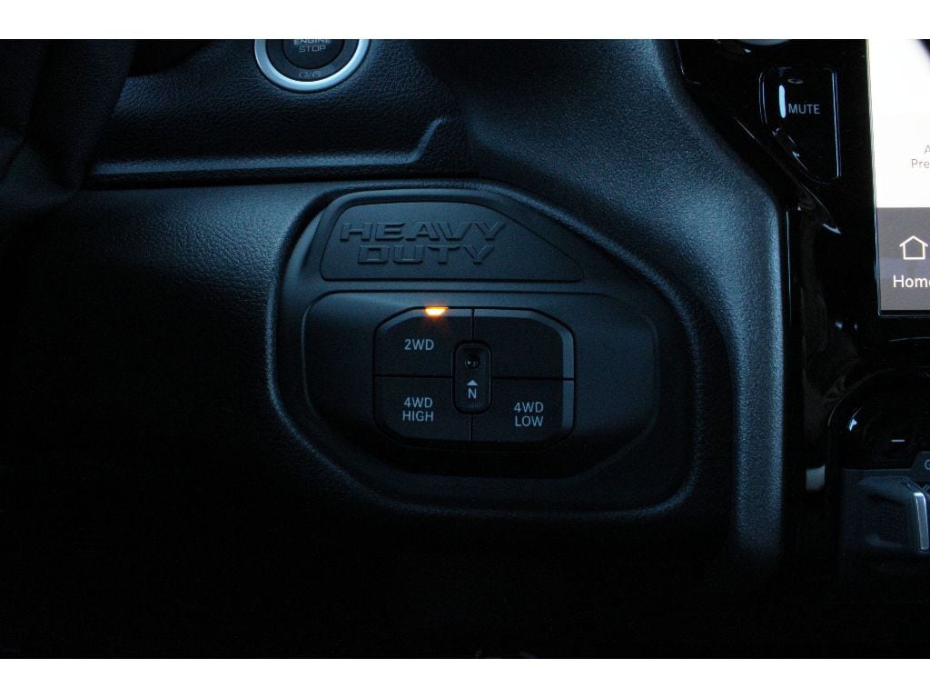 2026 RAM 3500 Tradesman - Photo 9