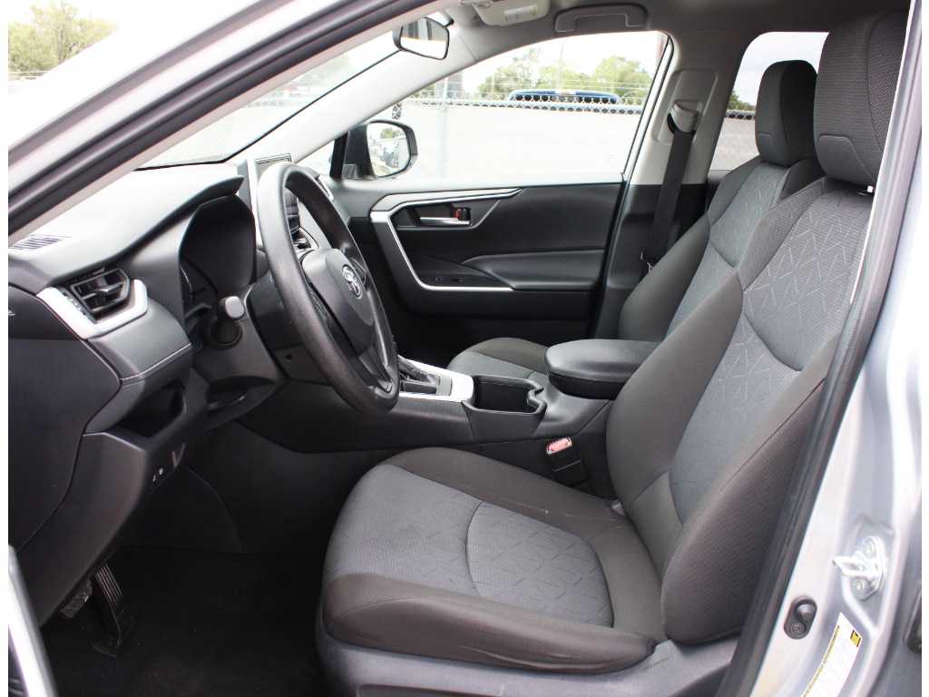 Used 2025 Toyota RAV4 XLE Sport Utility