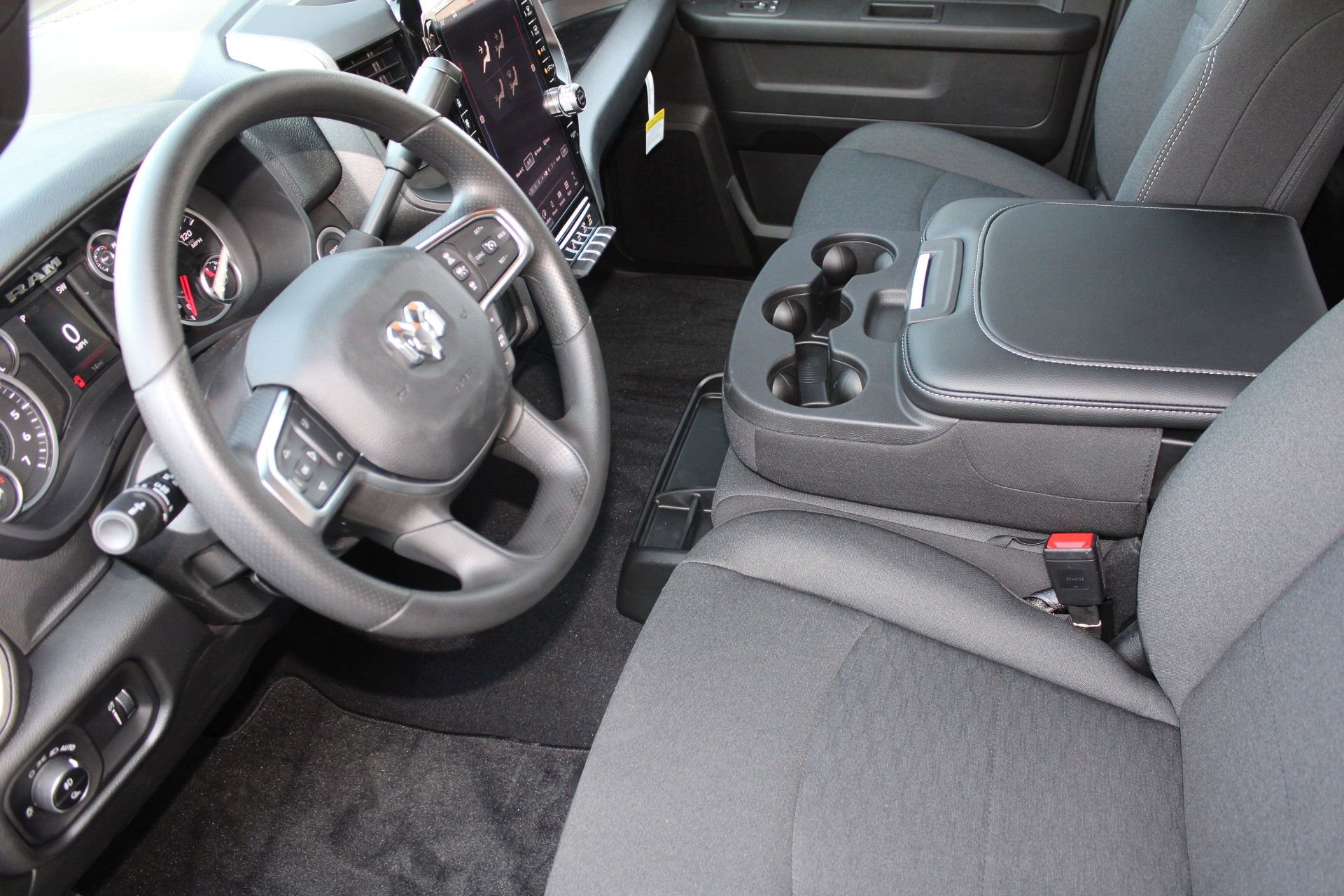 2026 Ram 2500 Tradesman photo 4