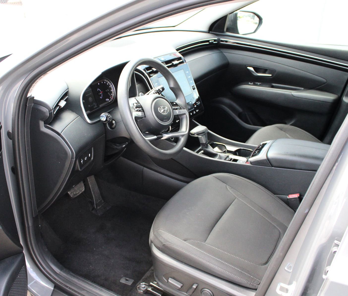 2024 Hyundai Tucson SEL photo 3