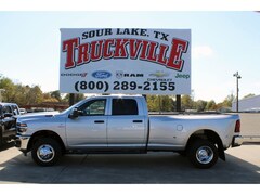 2026 Ram 3500 TRADESMAN CREW CAB 4X4 8' BOX Pickup