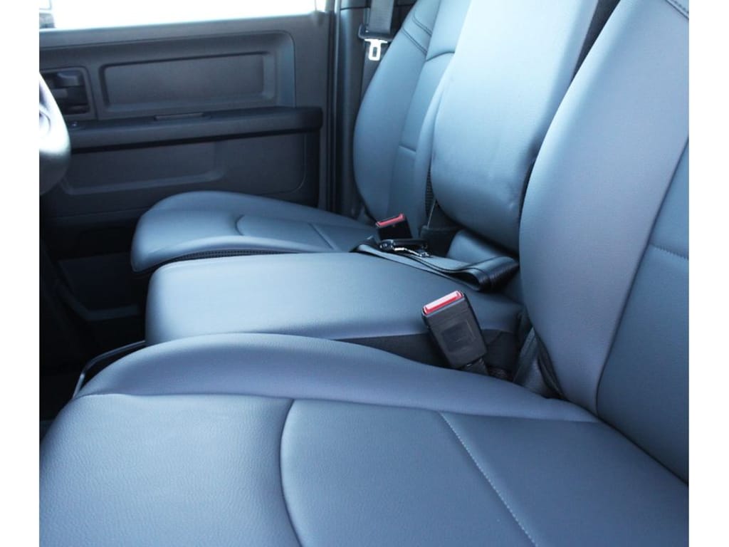 New 2026 Ram 2500 TRADESMAN CREW CAB 4X4 8' BOX Pickup