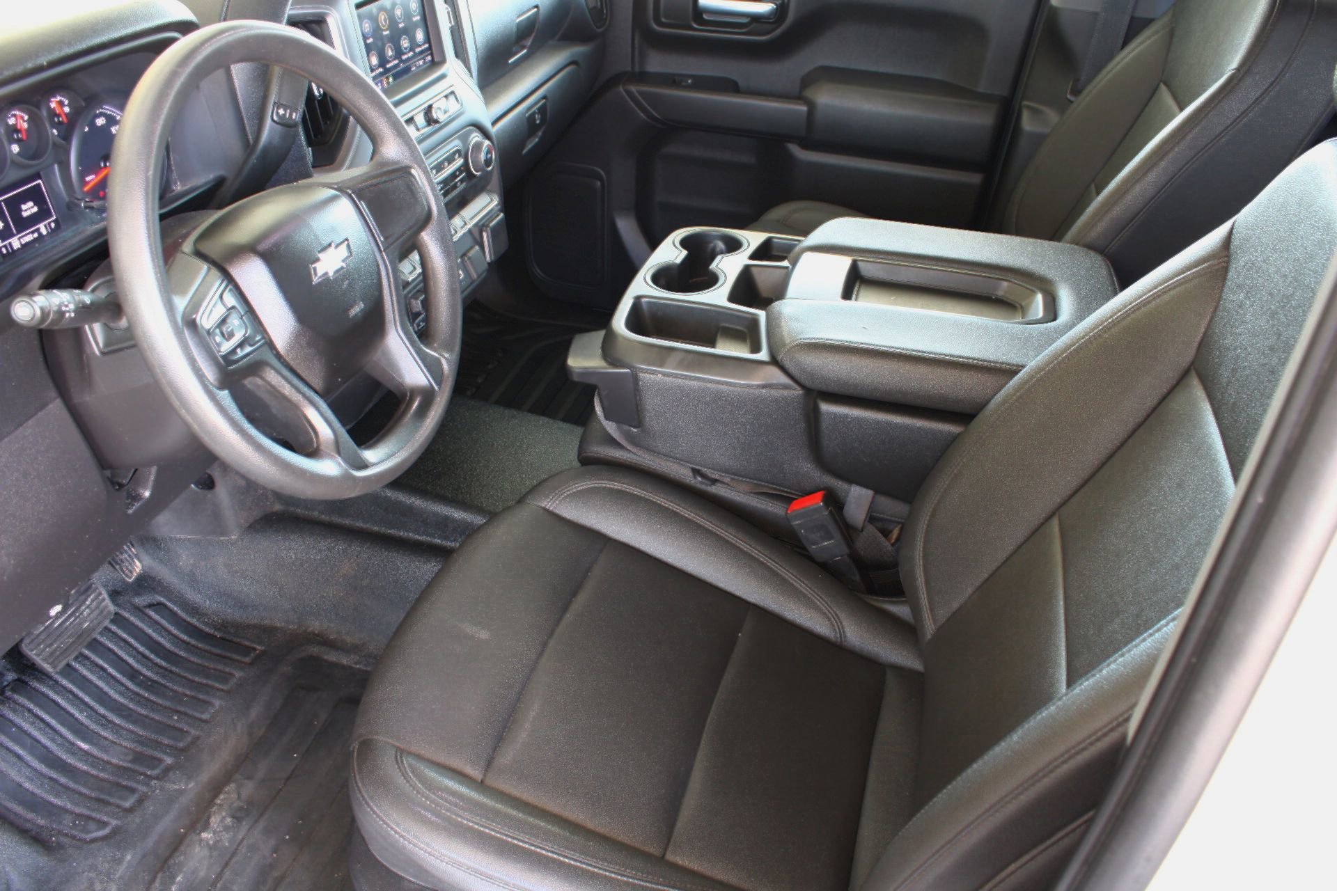 2023 Chevrolet Silverado 1500 Work Truck photo 4