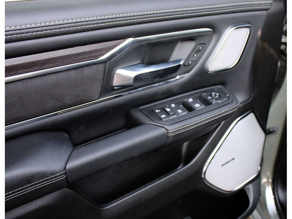 New 2026 Ram 1500 LARAMIE CREW CAB 4X4 5'7 BOX Pickup