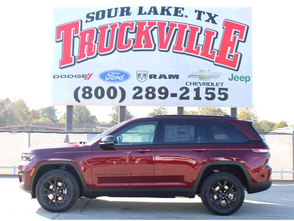 2025 Jeep Grand Cherokee Altitude's photo