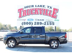 2026 Ram 1500 EXPRESS CREW CAB 4X2 5'7 BOX Pickup