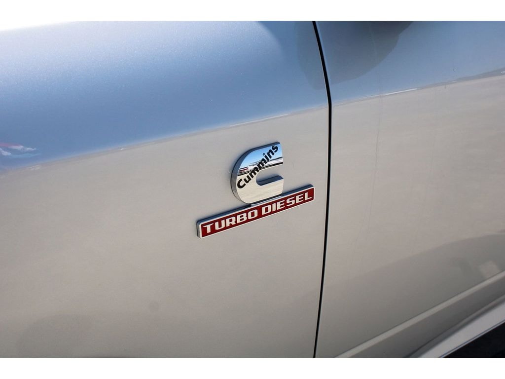 New 2026 Ram 2500 TRADESMAN CREW CAB 4X4 6'4 BOX Pickup