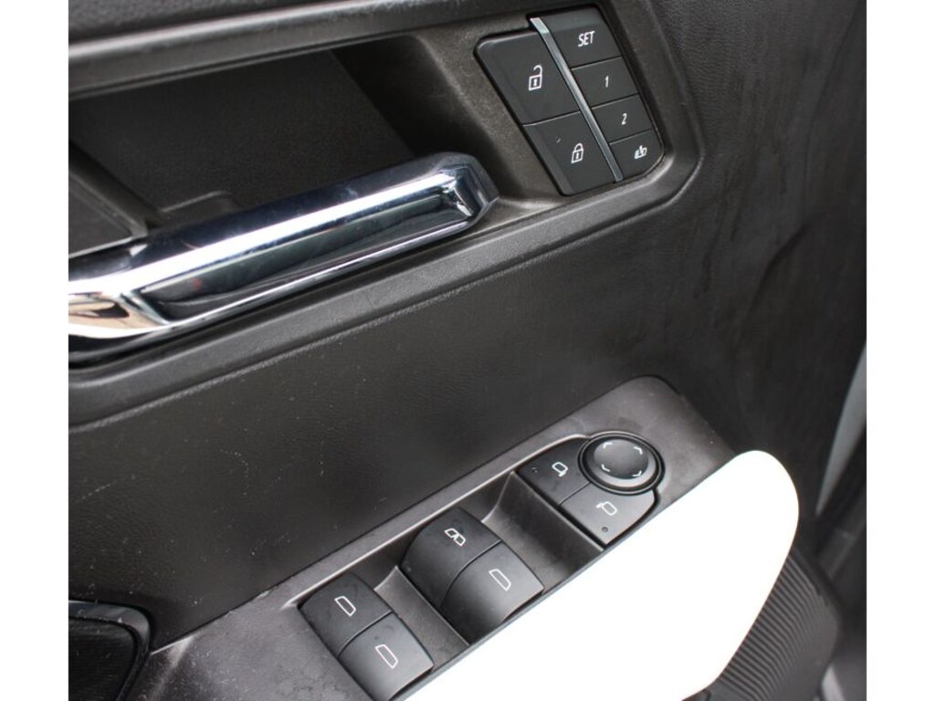 Used 2024 GMC Canyon 4WD AT4X Crew Cab