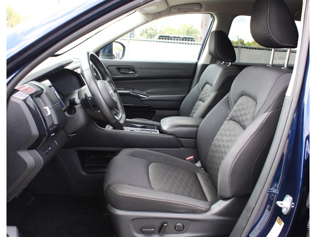Used 2024 Nissan Pathfinder SV Sport Utility