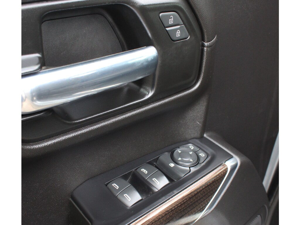 Used 2020 Chevrolet Silverado LT Crew Cab