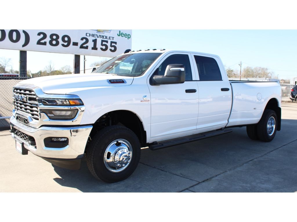 New 2026 Ram 3500 TRADESMAN CREW CAB 4X4 8' BOX Pickup
