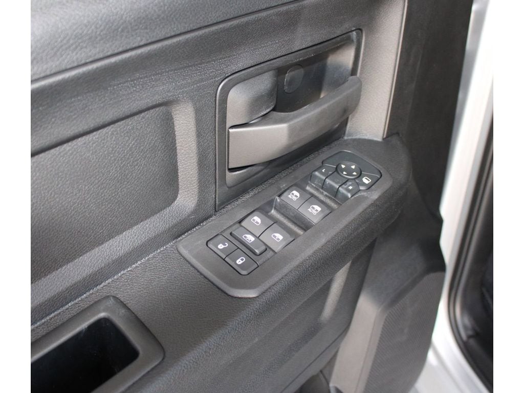 New 2026 Ram 2500 TRADESMAN CREW CAB 4X4 6'4 BOX Pickup