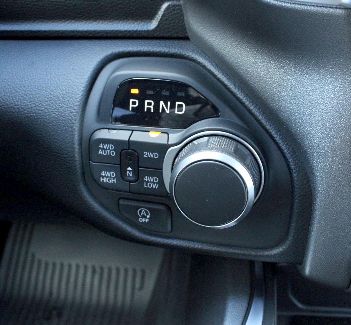 2025 Ram 1500 Lone Star photo 4