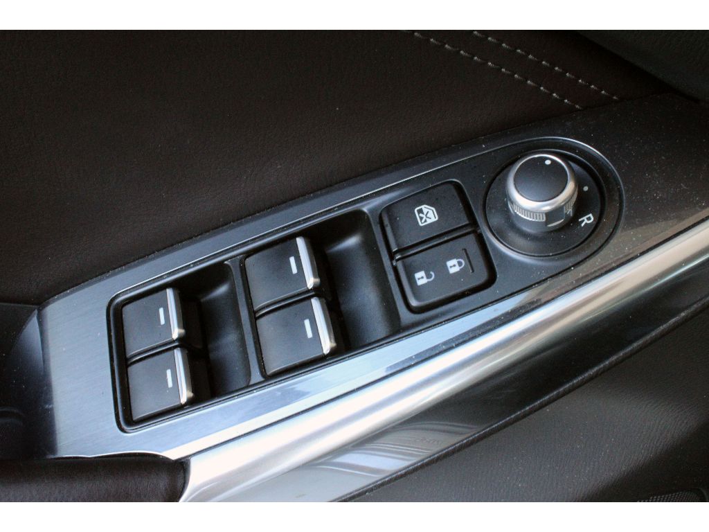 2017 Mazda Mazda6 Grand Touring photo 2