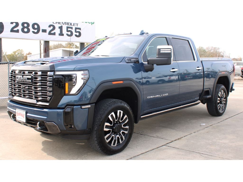Used 2025 GMC Sierra Denali Ultimate Crew Cab