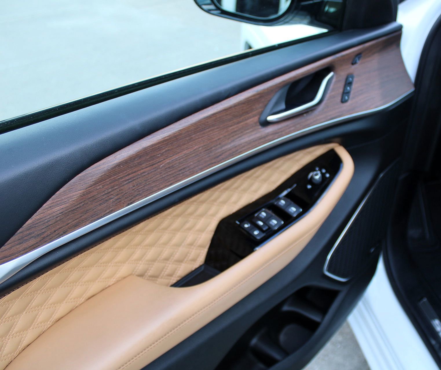 2021 Jeep Grand Cherokee L Summit photo 2