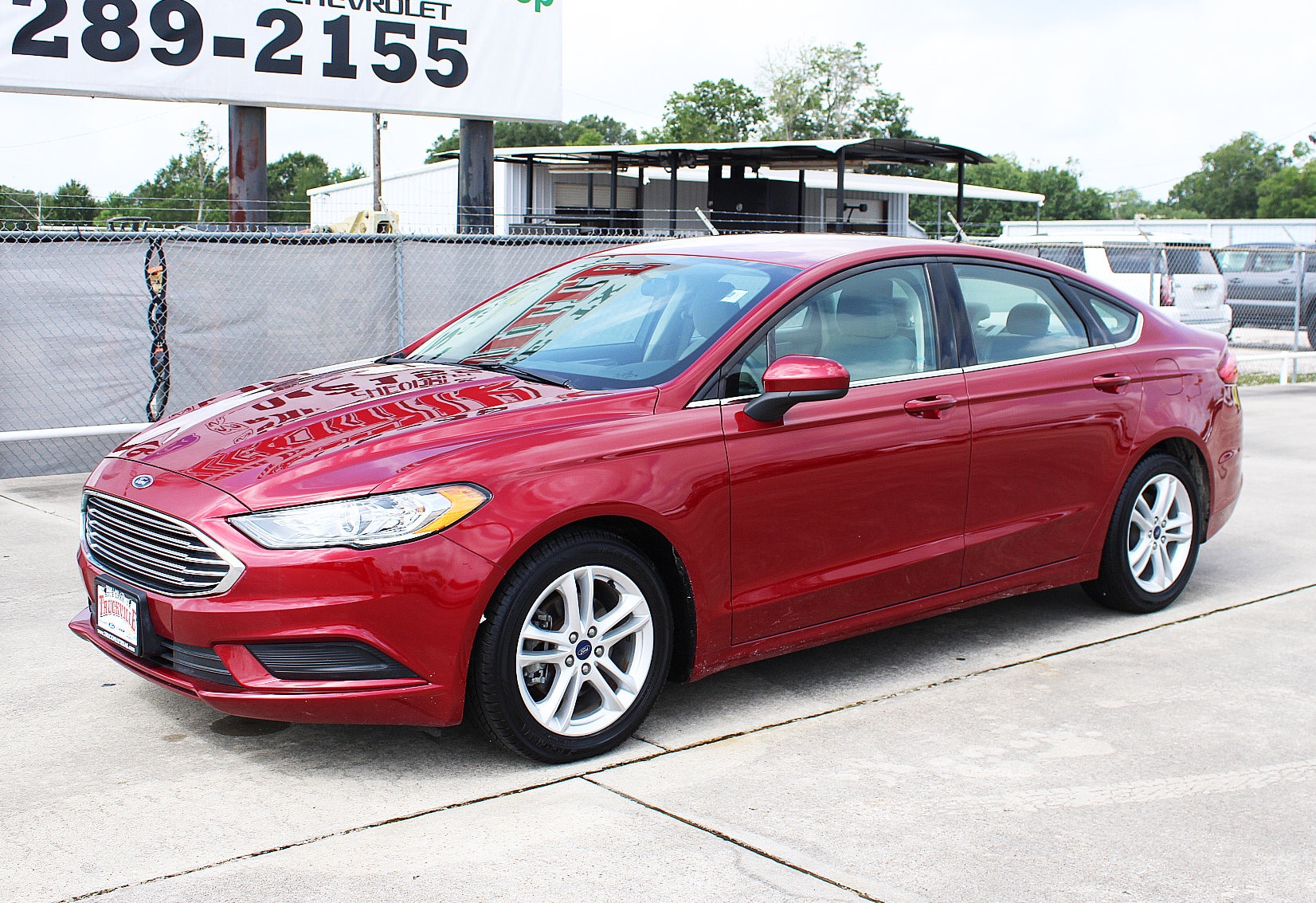 Used 2018 Ford Fusion SE with VIN 3FA6P0HD1JR180528 for sale in Sour Lake, TX