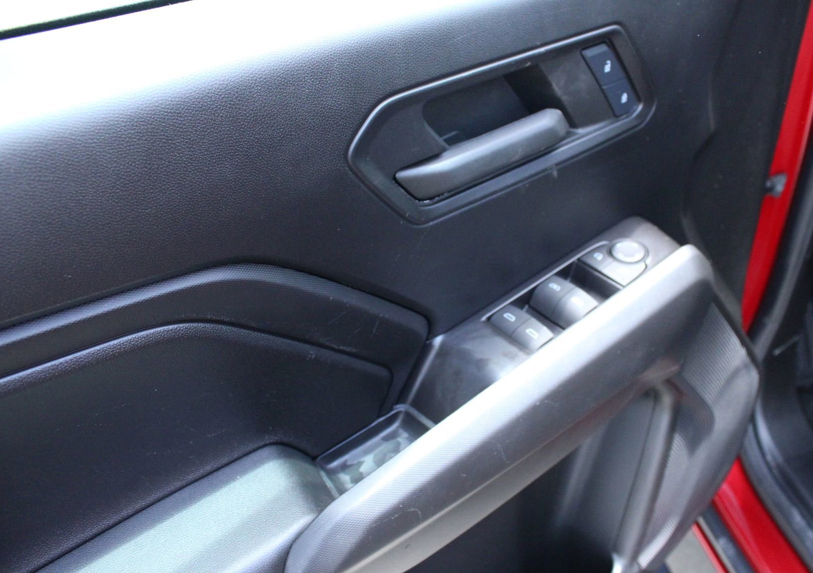 2024 Chevrolet Colorado Trail Boss photo 3