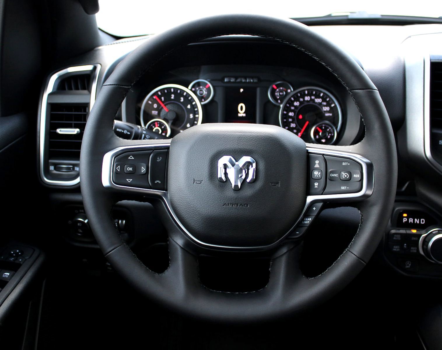 2025 Ram 1500 Lone Star photo 3