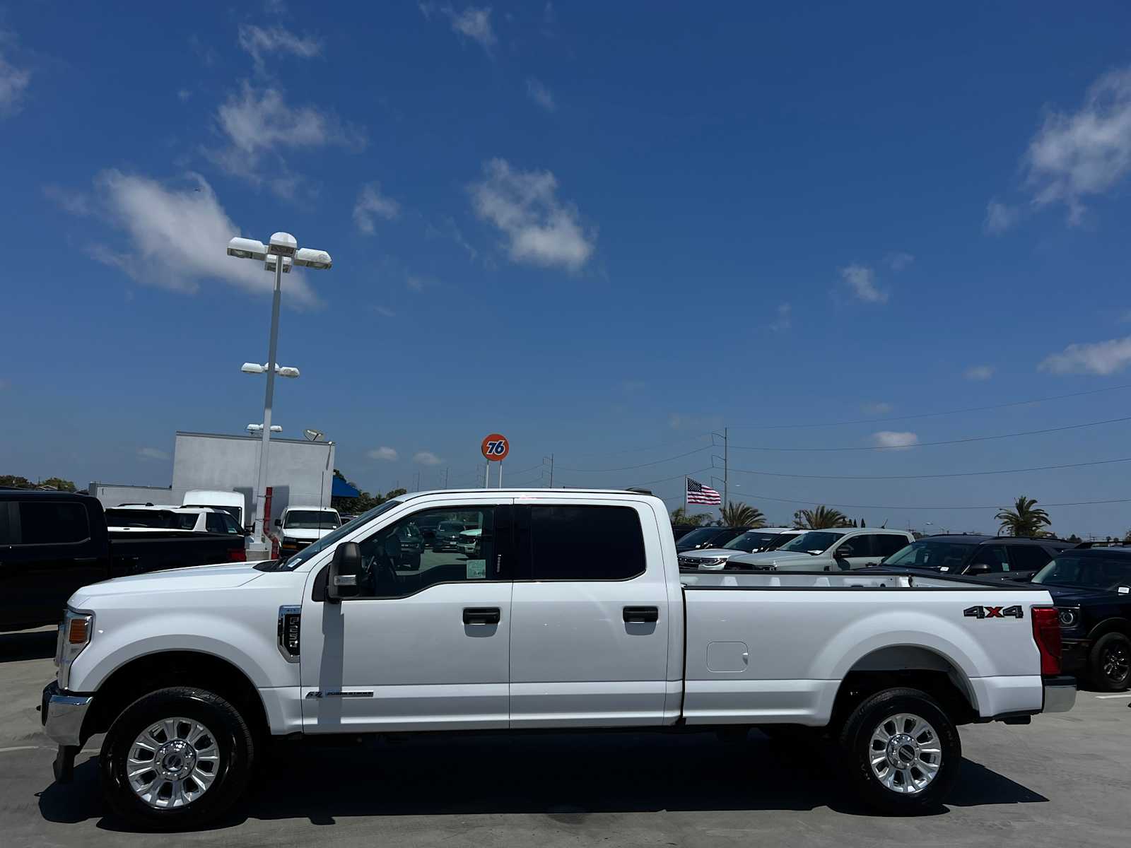 Certified 2022 Ford F-250 Super Duty XLT with VIN 1FT8W2BTXNEC77480 for sale in Hawthorne, CA