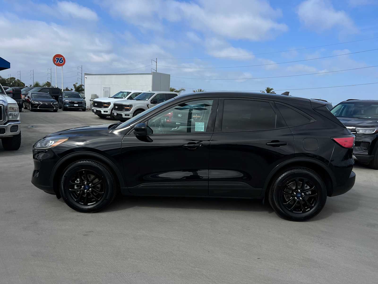 Used 2020 Ford Escape SE with VIN 1FMCU0BZ0LUC46987 for sale in Hawthorne, CA
