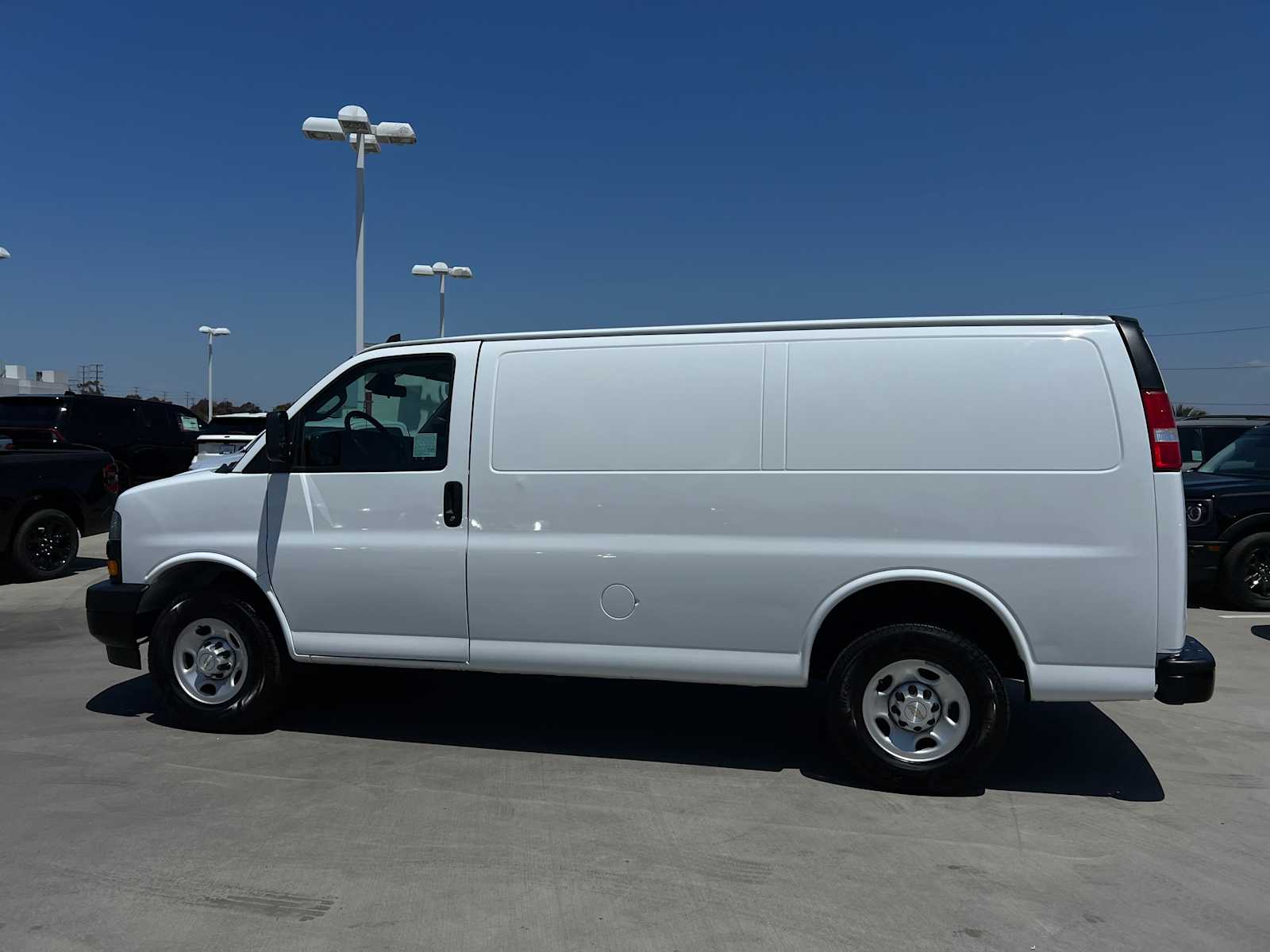 Used 2020 Chevrolet Express Cargo Work Van with VIN 1GCWGAFP4L1209322 for sale in Hawthorne, CA