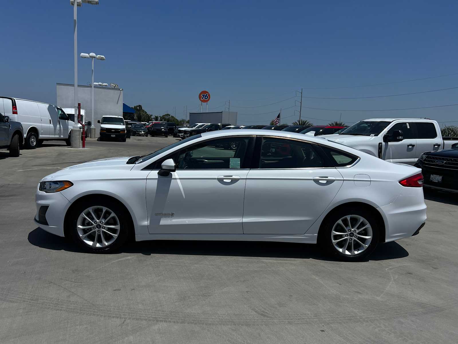 Certified 2019 Ford Fusion Hybrid SE with VIN 3FA6P0LU0KR277678 for sale in Hawthorne, CA