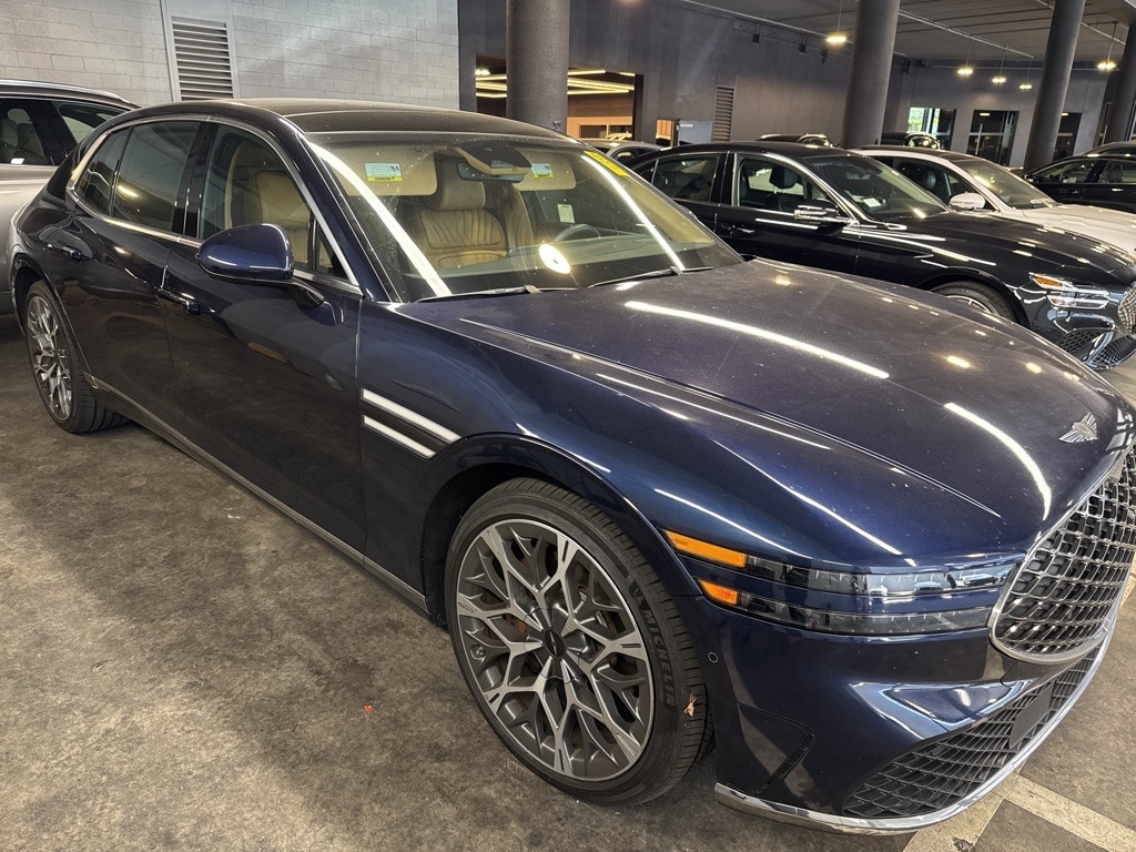 2023 GENESIS G90