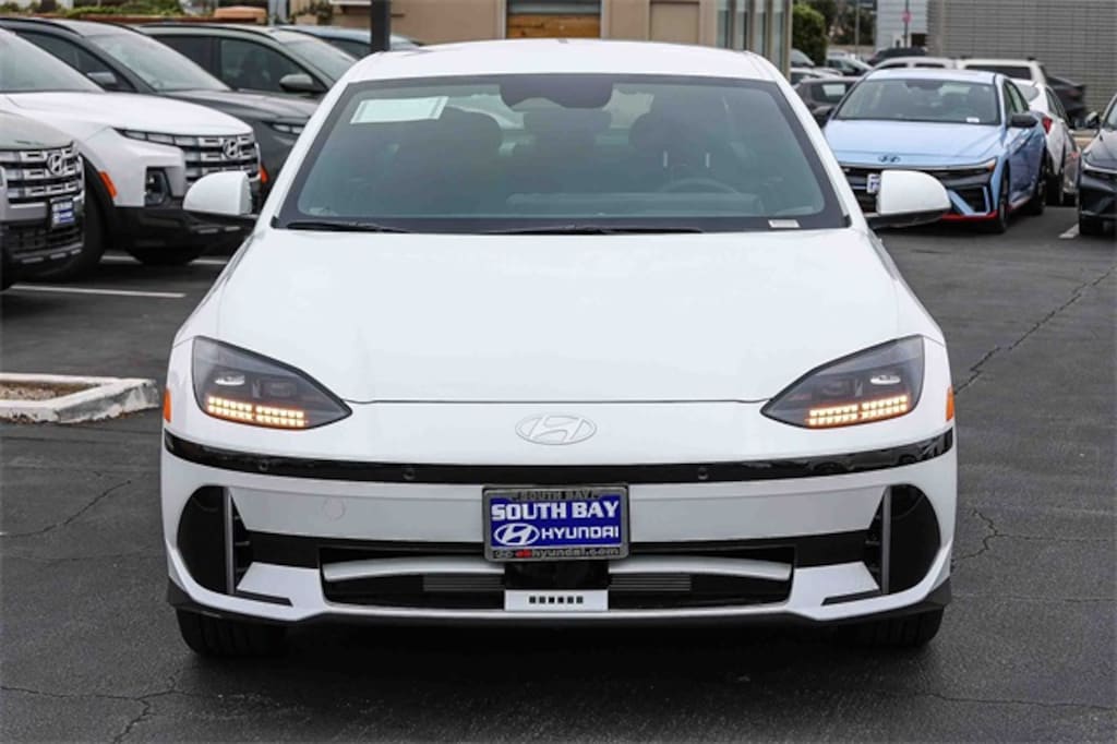 New 2025 Hyundai IONIQ 6 SE Sedan