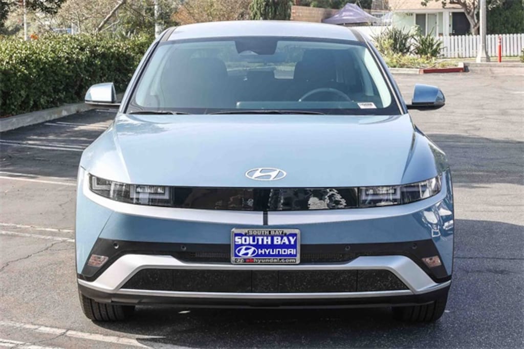 New 2026 Hyundai IONIQ 5 SE Standard Range SUV