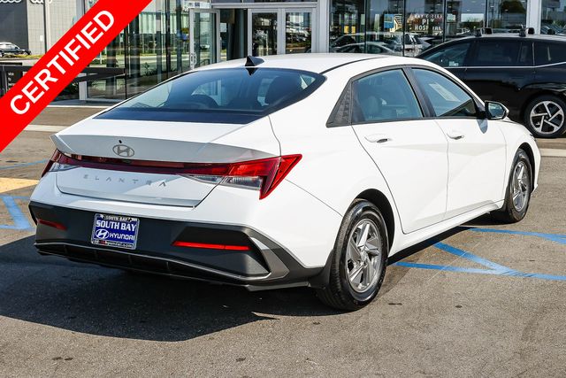 2025 Hyundai Elantra SE - Photo 6