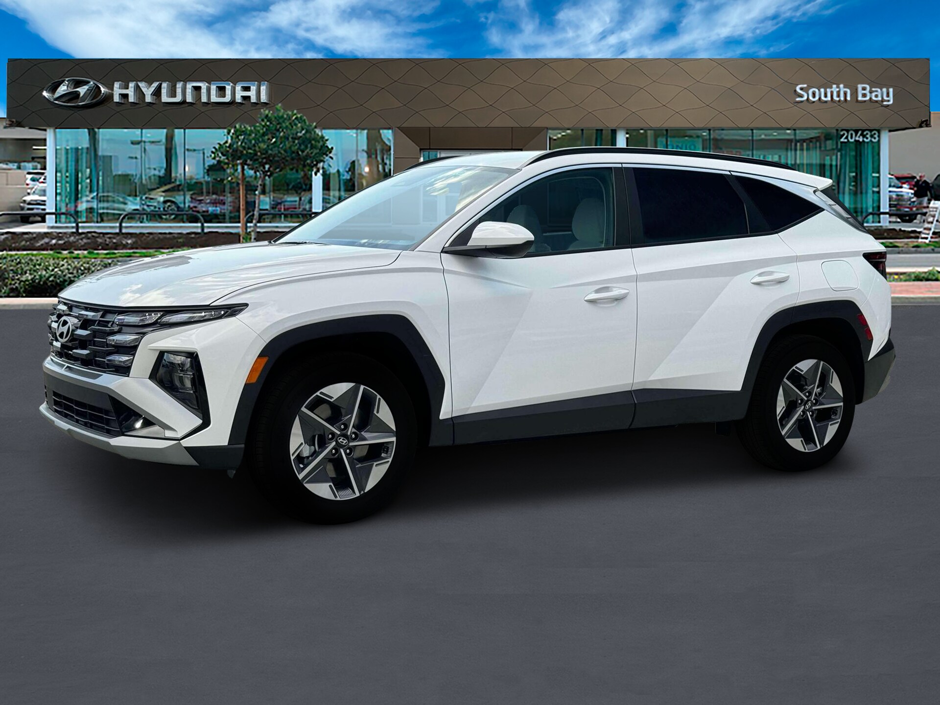 2025 Hyundai Tucson SEL photo 2