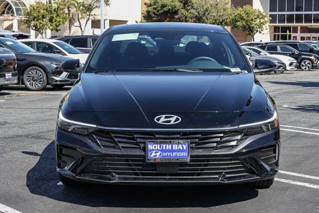 New 2026 Hyundai Elantra SEL Sport Premium Sedan