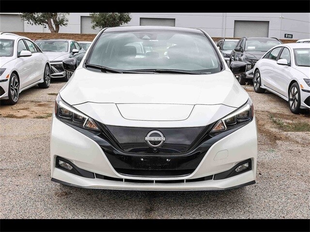 2025 Nissan Leaf SV Plus photo 2