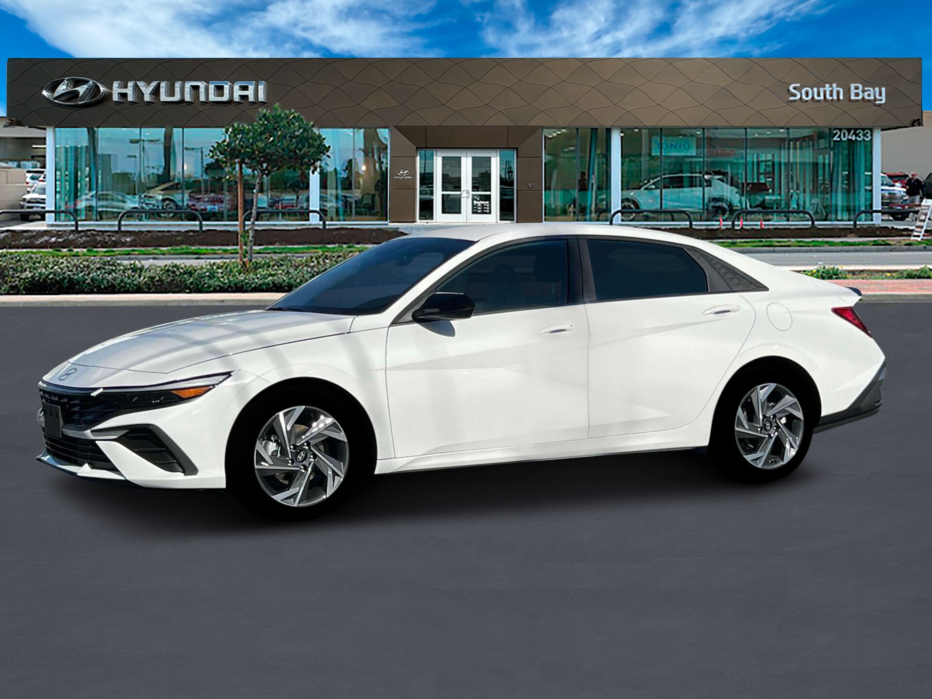 2025 Hyundai Elantra SEL Sport photo 2