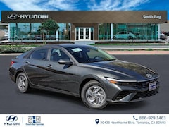 2026 Hyundai Elantra SE Sedan